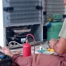 تعمیرات انواع یخچال فریزر درمنزل شبانه روزی با ضمانت