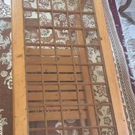 میز چوبی شیشه ای