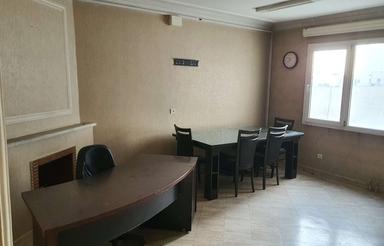 دفتر اداری 93 متری نزدیک به ایستگاه مترو اقدسیه