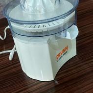 آب مرکبات گیری برقی Black and Decker