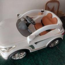 ماشین شارژی بزرگ