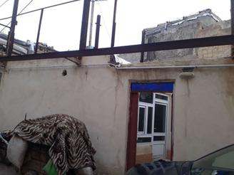 خانه 42 متری، اخماقیه
