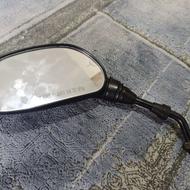یک عدد اینه باکسر