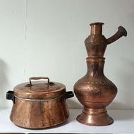 گلدون مسی و دیگچه کهنه چکشی