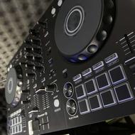 دستگاه DDJ FLX4 مشابه اکبند