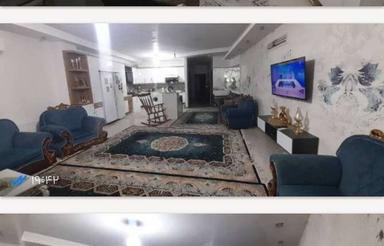 110متری واقع درخیابان تهران... پشت فروشگاه همه همه.. آزادی 3