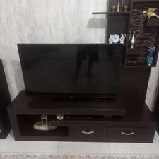 میز تلوزیون
