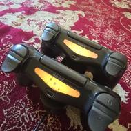 دسته اورجینال ps4 و شارژر استندی