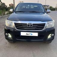 تویوتا هایلوکس مدل 2015 دنده بیرنگ