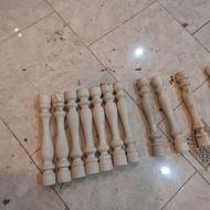 سراحی چوبی رنگ شده
