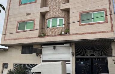یک دستگاه آپارتمان دو طبقه