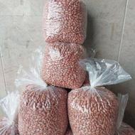 بادام زمینی آستانه