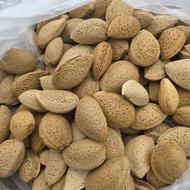 بادام درختی ابی خوش طعم و درجه یک