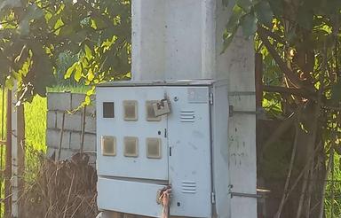 100متری نزدیک دریا