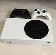xbox series s دو دسته بسیار کم کار و نو