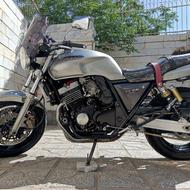 سی بی 400 سوپر فور