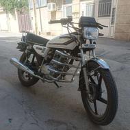 موتور سیکلت کبیر 200