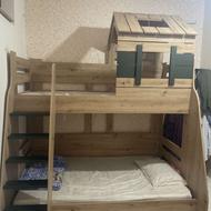 تخت دو طبقه از برند ژیک