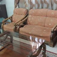 مبل راحتی با میز چوبی در مبارکه