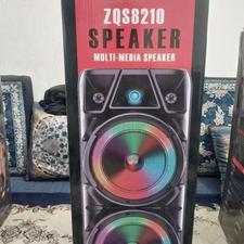باند، اسپیکر