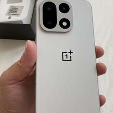 OnePlus 15 وانپلاس