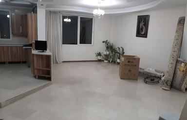 130 متر سه خوابه فول در چهارباغ