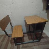 میز وصندلی نو برای دانش آموز