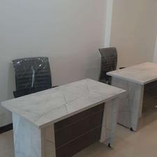 میز کارمندی بدون کشو در رنگ بندی