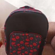 کوله پشتی مدرسه