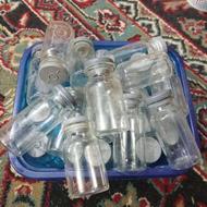 شیشه های خالی سالم و مرتب