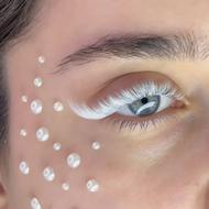 خدمات کاشت مژه و اکستنشن و پروتئین کراتین مو