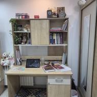 میز تحریر+کتابخانه