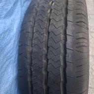 لاستیک چینی 8 لا 225/75R15C | یک حلقه