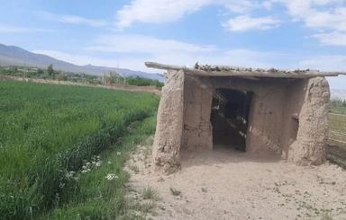 فروش چند ساعت آب و زمین کشاورزی قلعه نوخرقان