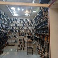 استخدام فروشنده کیف وکفش