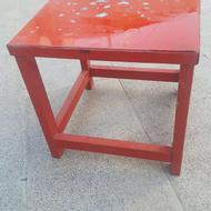 چهارپایه فلزی کوچک