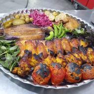 آشپز ایرانی و فست فود هستم