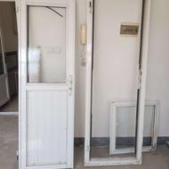 در و پنجره ی پی وی سی