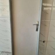 درب چوبی سرویس یا حموم