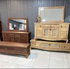 آینه و کنسول