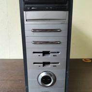 کیس 2هسته 3200 رم 2 ddr2 هارد 80 گرافیک 128