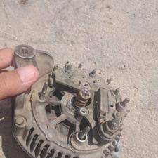 دینام پژو 405