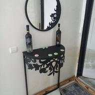 کنسول و اینه فلزی