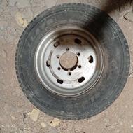 رینگ و لاستیک نیسان